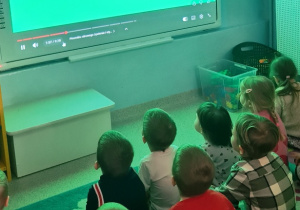 Piramida zdrowego żywienia i stylu życia - film edukacyjny